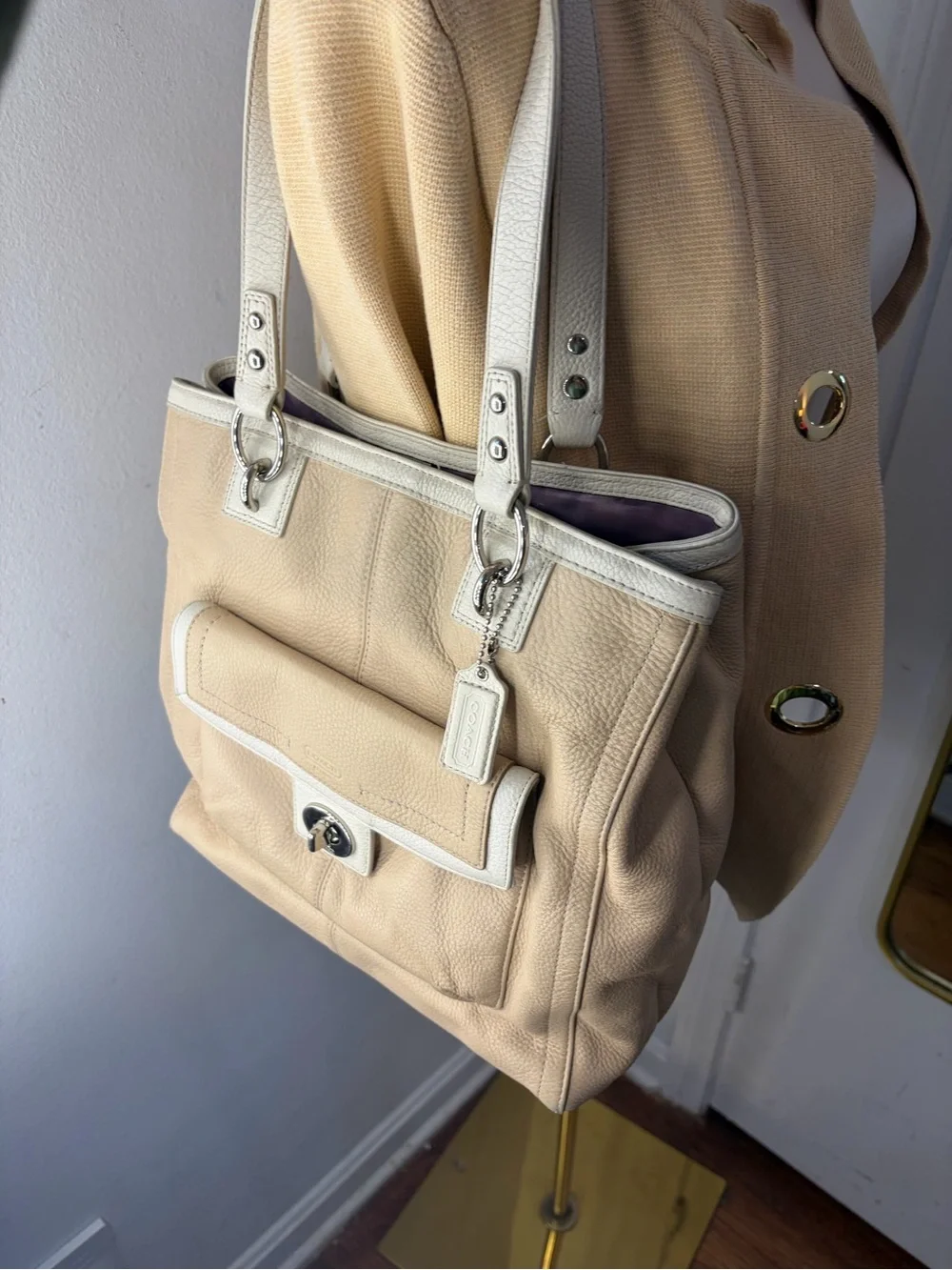Vintage Coach Penelope Beige Leather Tote Shoulder Bag with Cream School Bag